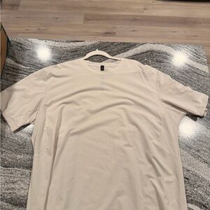 lululemon athletica Men's Short Sleeve Cream Tee